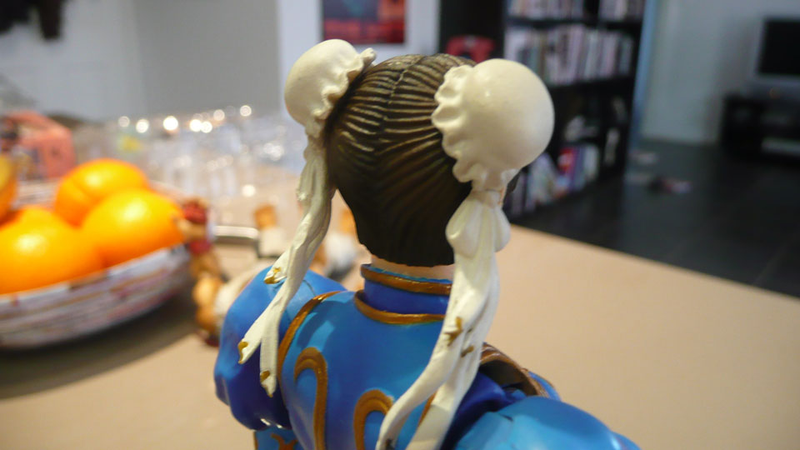 Illustration for article titled Reviewing Chun-Li's Giant Plastic Thighs (and Ryu's Giant Veiny Feet)